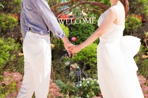 結婚式のゲストはどういう風に決める？親族や友人、どこまで呼ぶの？