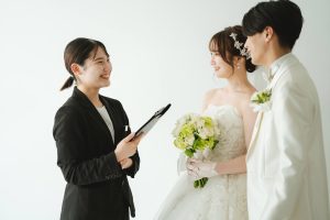 ウェディングプランナーになるには？専門学校と大学、どちらを選ぶべき？