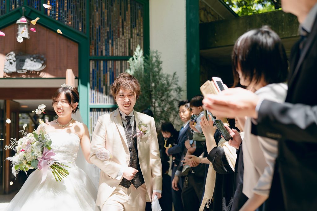 結婚式を貯金なしで叶える方法｜大阪で安心できるプランとは？