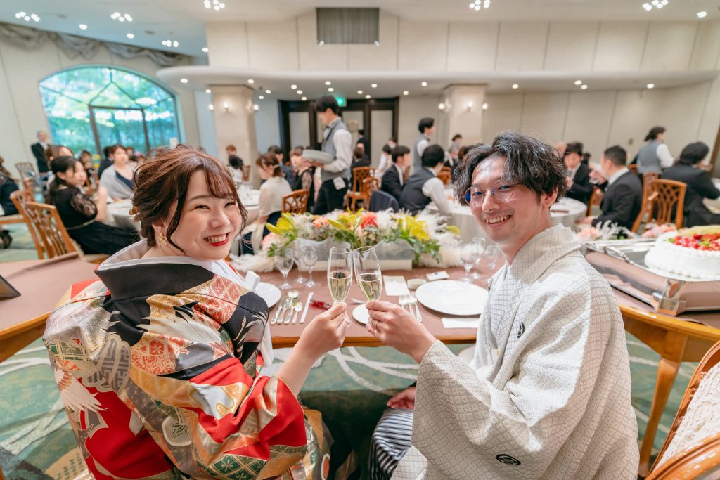 大阪の結婚式相場は高い?ヤスナガなら豪華なのに安く叶う理由