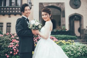 結婚式情報誌『ゼクシィ』はどこに売ってる？購入方法とおすすめの使い方