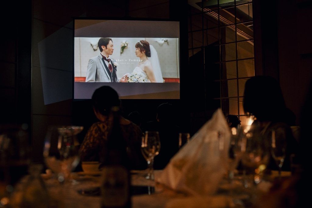 結婚式でエンドロールをつける割合は？後悔しない選び方を解説