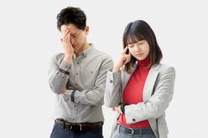 結婚式は「契約してから」お金で悩む人が多い。だからブライダルフェア当日の契約は要注意