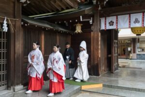 神社婚×披露宴は高い？自己負担を抑えてお得に叶うテク